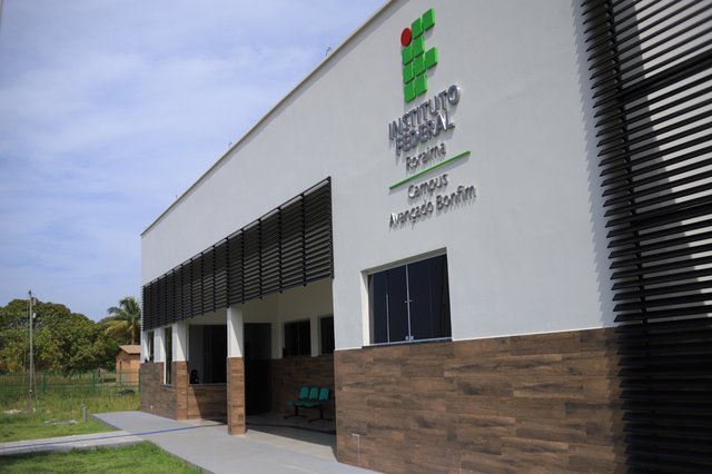 Fachada do CAB