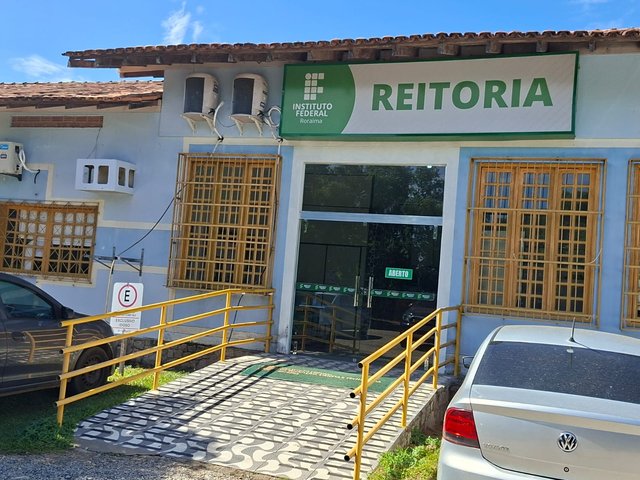 Fachada da Reitoria da IFRR