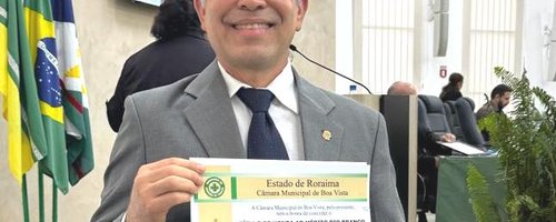 A primeira homenagem foi entregue nesta sexta-feira, 29, ao professor Willams Lopes - Fts Ramon Queiroz - Ascom IFRR (4)