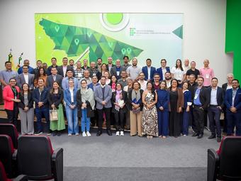 Gestores presentes no Fordir 2026, sediado pelo Ifac; a próxima edição, em 2027, será pelo IFRR