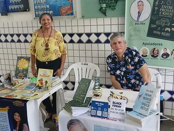 Presença de escritores no evento
