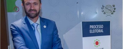 Reitor do IFRS Júlio Xandro Heck (capa da matéria do Conif)