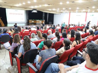 A reunião contou com a participação de 172 servidores, entre docentes e técnicos administrativos.