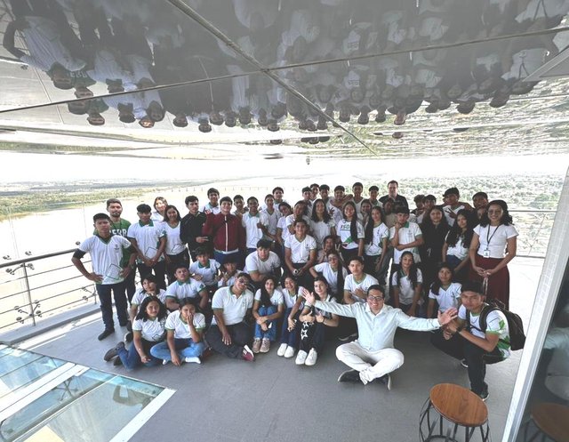 Equipe vencedora da gincana REEE no Campus Bonfim na visita ao Mirante Edileusa Lóz