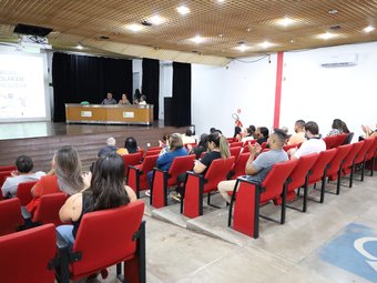 Aula inaugural do Curso FIC Educação especial