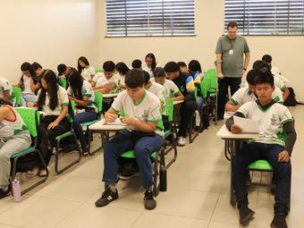 Estudantes sala de aula no CAB - Fts Nenzinho Soares (5)