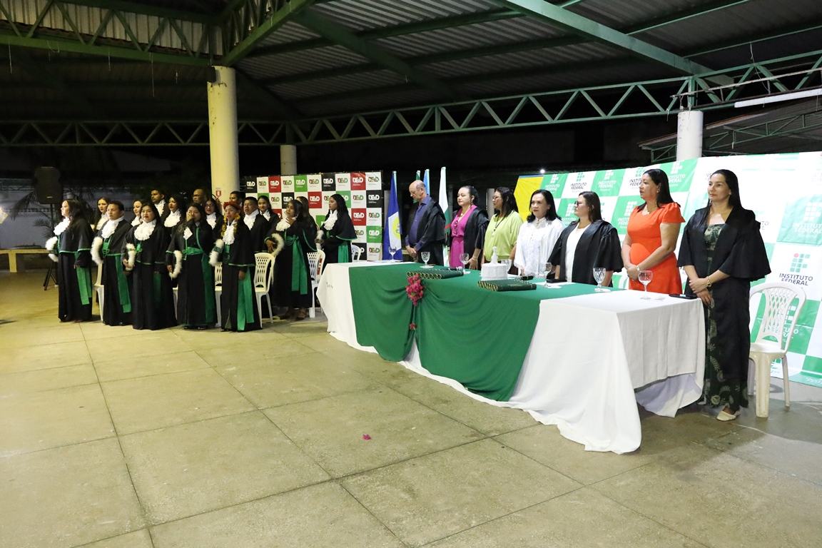 Formandos de Licenciatura em Ciências Biológicas do polo Amajari - Ft IFRR