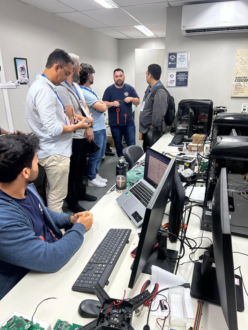 Visitas técnicas a centros de pesquisa e desenvolvimento (P&D) fazem parte da formação