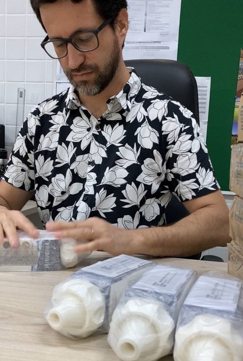 Organização dos kits para envio ao Rio Grande do Sul