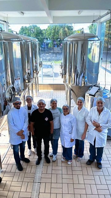 Visita técnica à empresa Haus Bier - curso de Biologia - foto: coordenação do curso