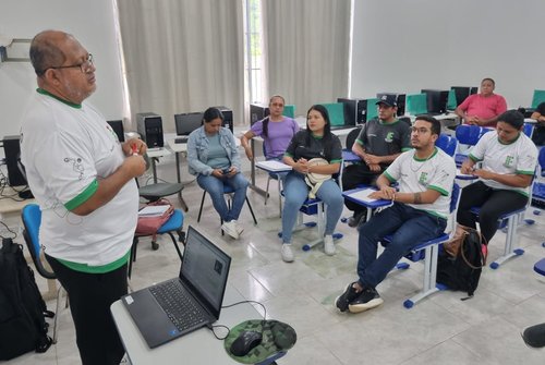 Reunião no Polo Pacaraima reuniu expressivo número de alunos